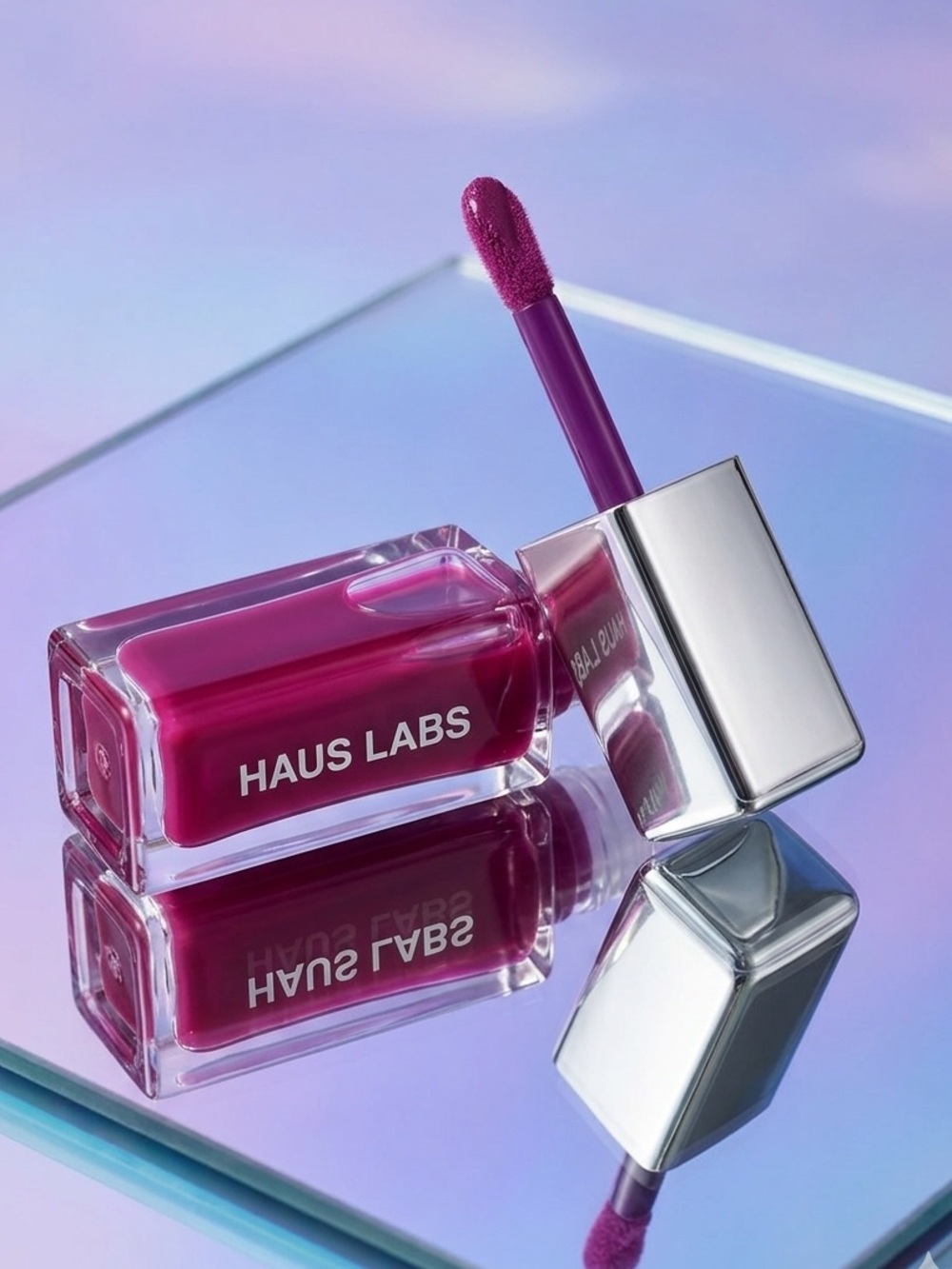 NEW Haus Labs PhD Hybrid Lip Oil – pH-Powered High Shine Gloss – Shade: HUE - Picture 4 of 7